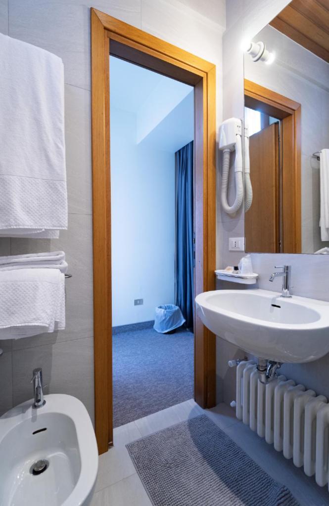 Albergo Sorriso Boario Terme Esterno foto