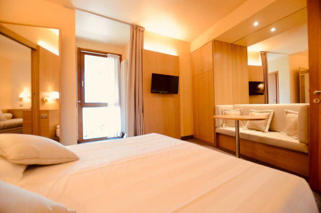 Albergo Sorriso Boario Terme Esterno foto